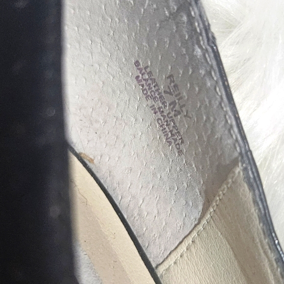 Steve Madden Patent Leather Heels - Picture 9 of 9